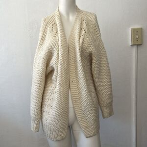 Womens Irish Wool Aran Sweater Sz L Cream Chunky Fisherman Winter Cozy Classic